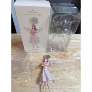 Hallmark Keepsake Sister Angel Down to Earth pink w/ metal tag org packaging
